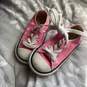Baby size 4 pink converse